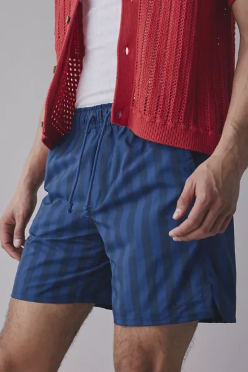 Nike Unlimited Stripe Pattern 7” Short