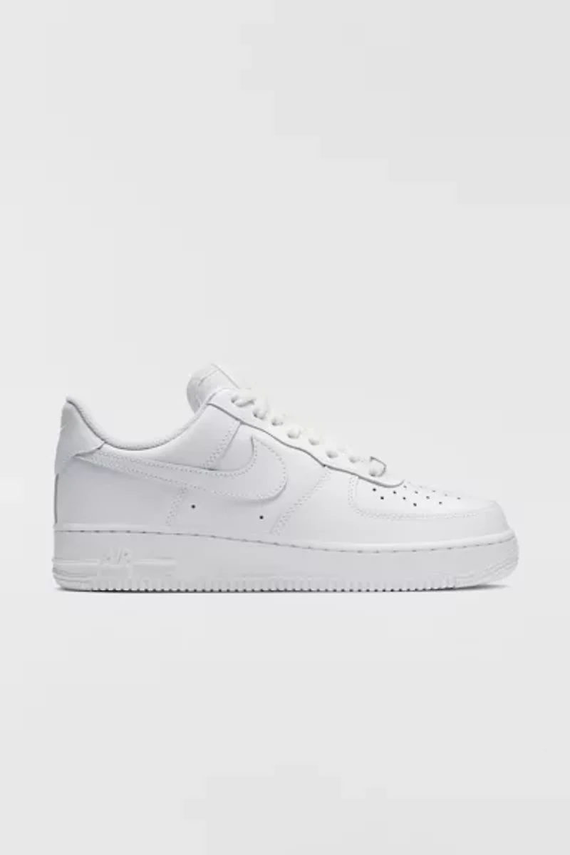 Nike Women's Air Force 1 '07 Sneaker