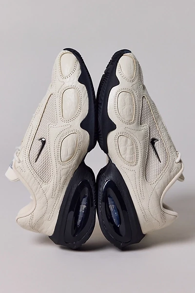 Nike Women's Air Max Muse Bold Sneakers
