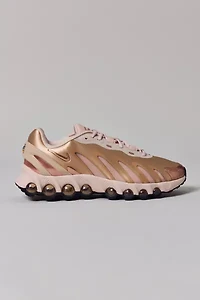Nike Women's Air Max Dn8 Sneaker