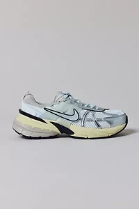 Nike Women's V2K Run Sneaker