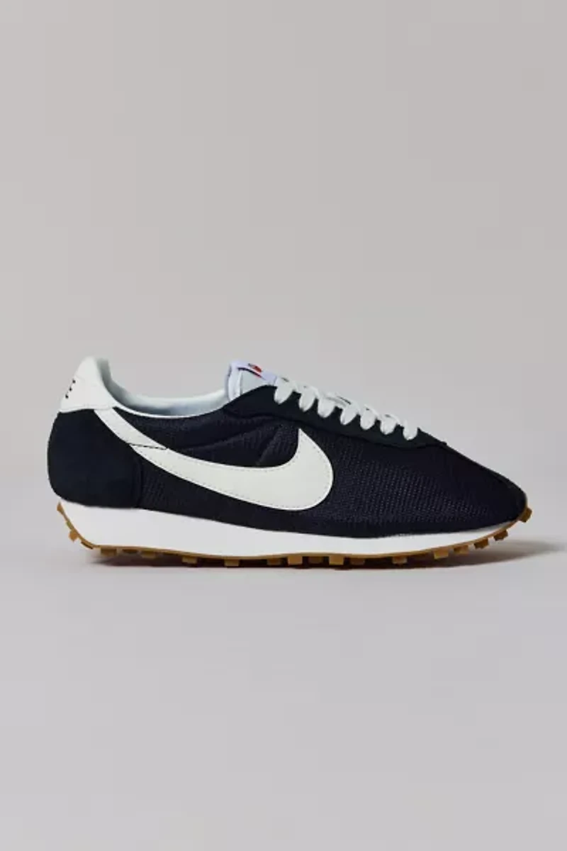Nike Women's LD-1000 Sneaker