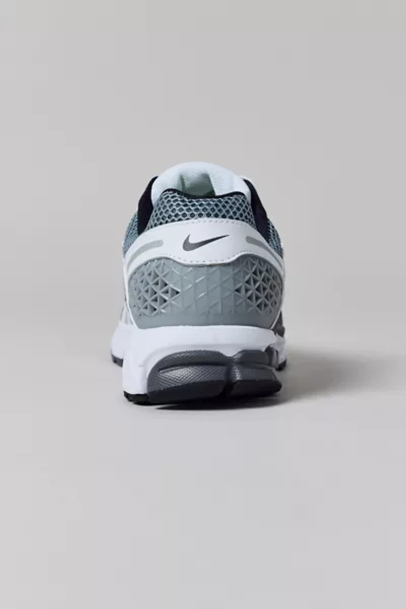 Nike Men's Zoom Vomero 5 SE SP Sneaker