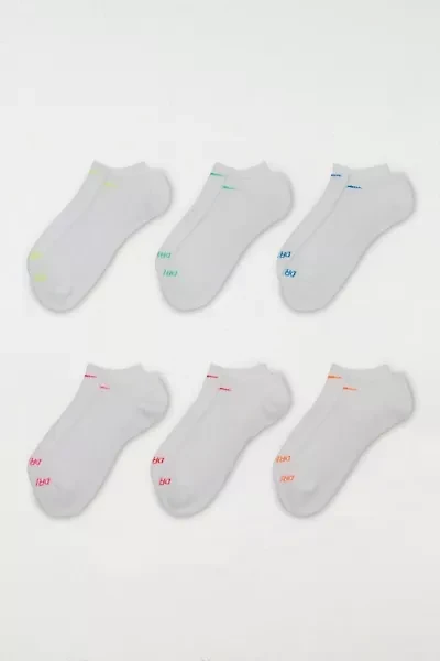 Nike Everyday Plus Cushioned No-Show Socks 3-Pack