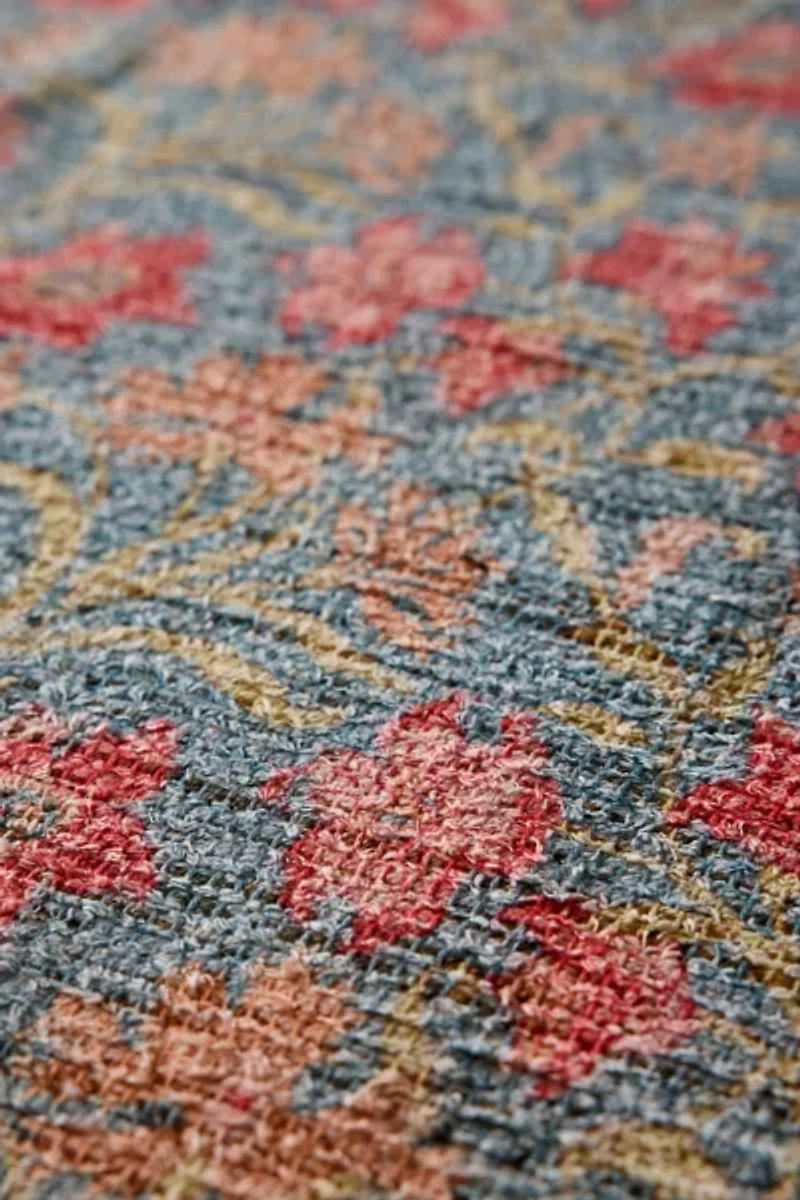 Bloom Floral Scallop Printed Rug