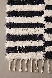 Irregular Checkerboard Shaggy Tassel Rug