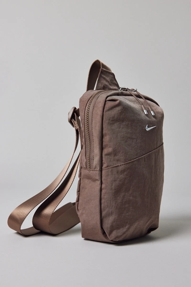 Nike Aura 5L Crossbody Bag