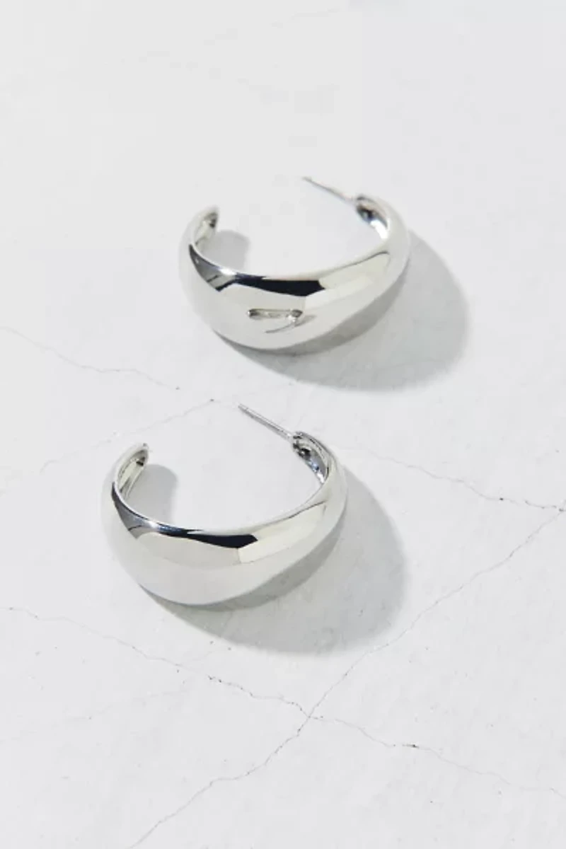 Daphne Essential Oversized Hoop Earring