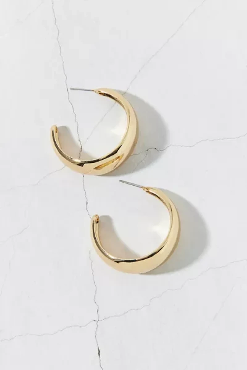 Daphne Essential Oversized Hoop Earring