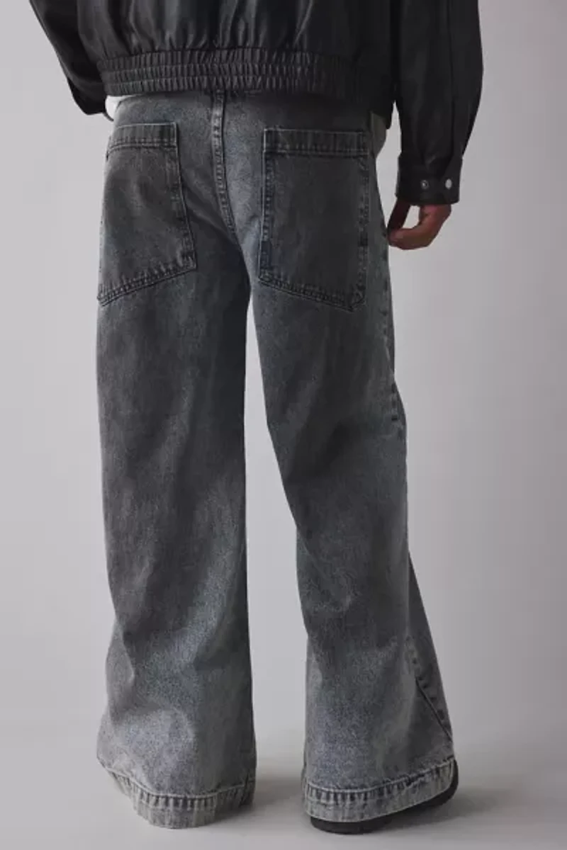 BDG Cone Relaxed Fit Jean