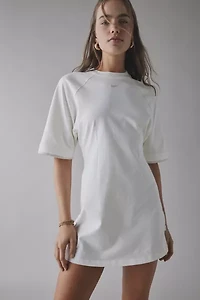 Nike Sportswear Collection T-Shirt Dress