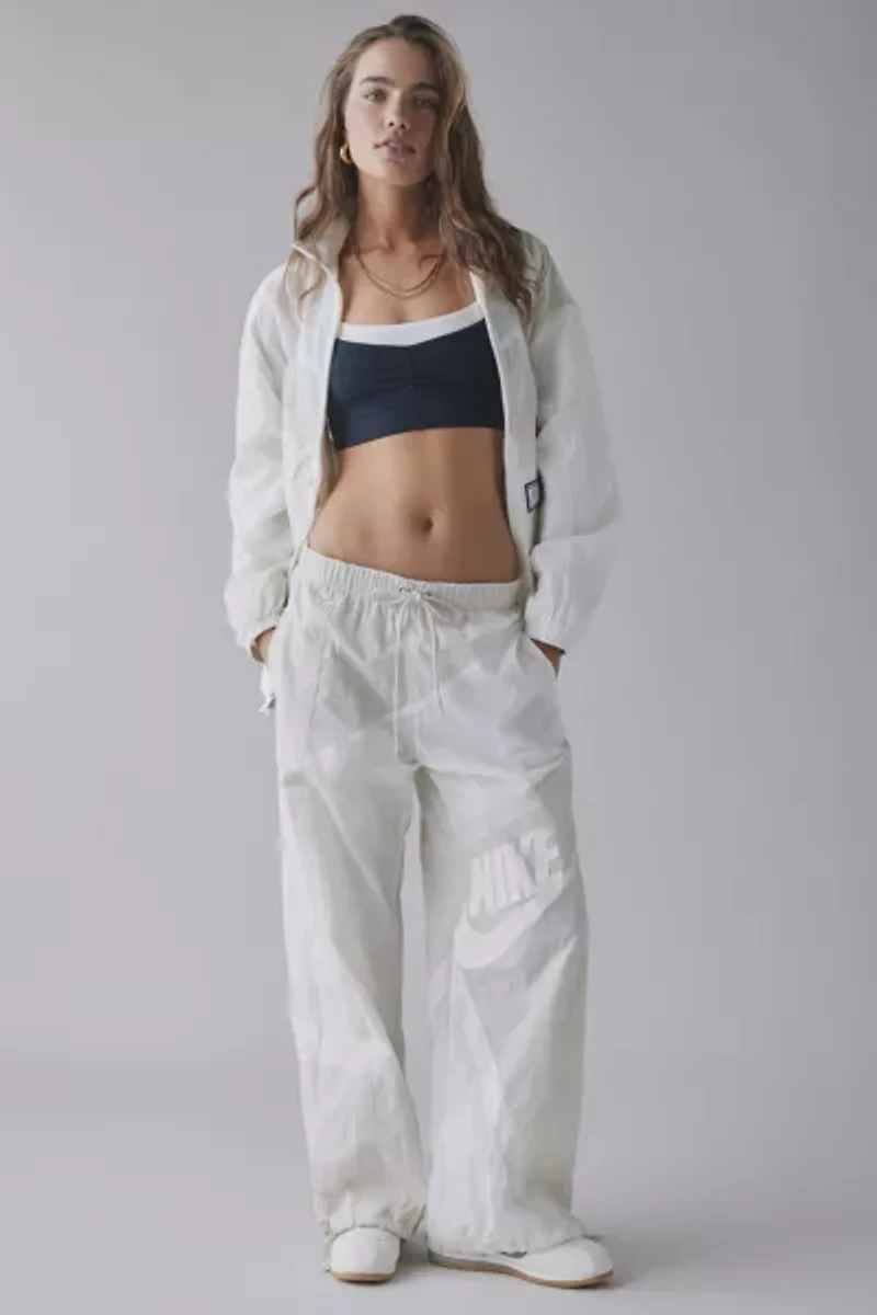 Nike Sportswear Oversized Woven Zip-Up Jacket