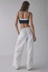 Nike Sportswear Mid-Rise Loose Woven Open-Hem Pants
