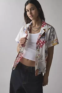 BDG Asher Printed Souvenir Short Sleeve Button-Down Shirt