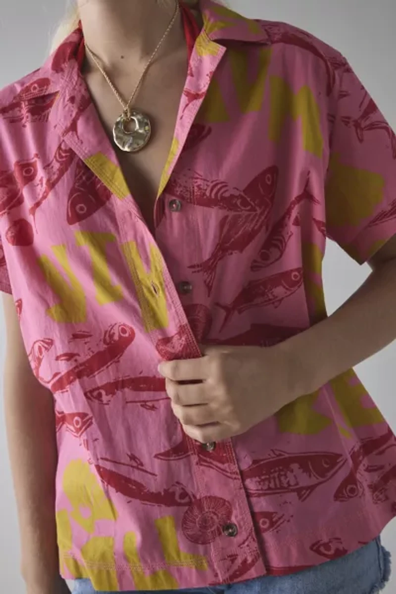 BDG Asher Printed Souvenir Short Sleeve Button-Down Shirt