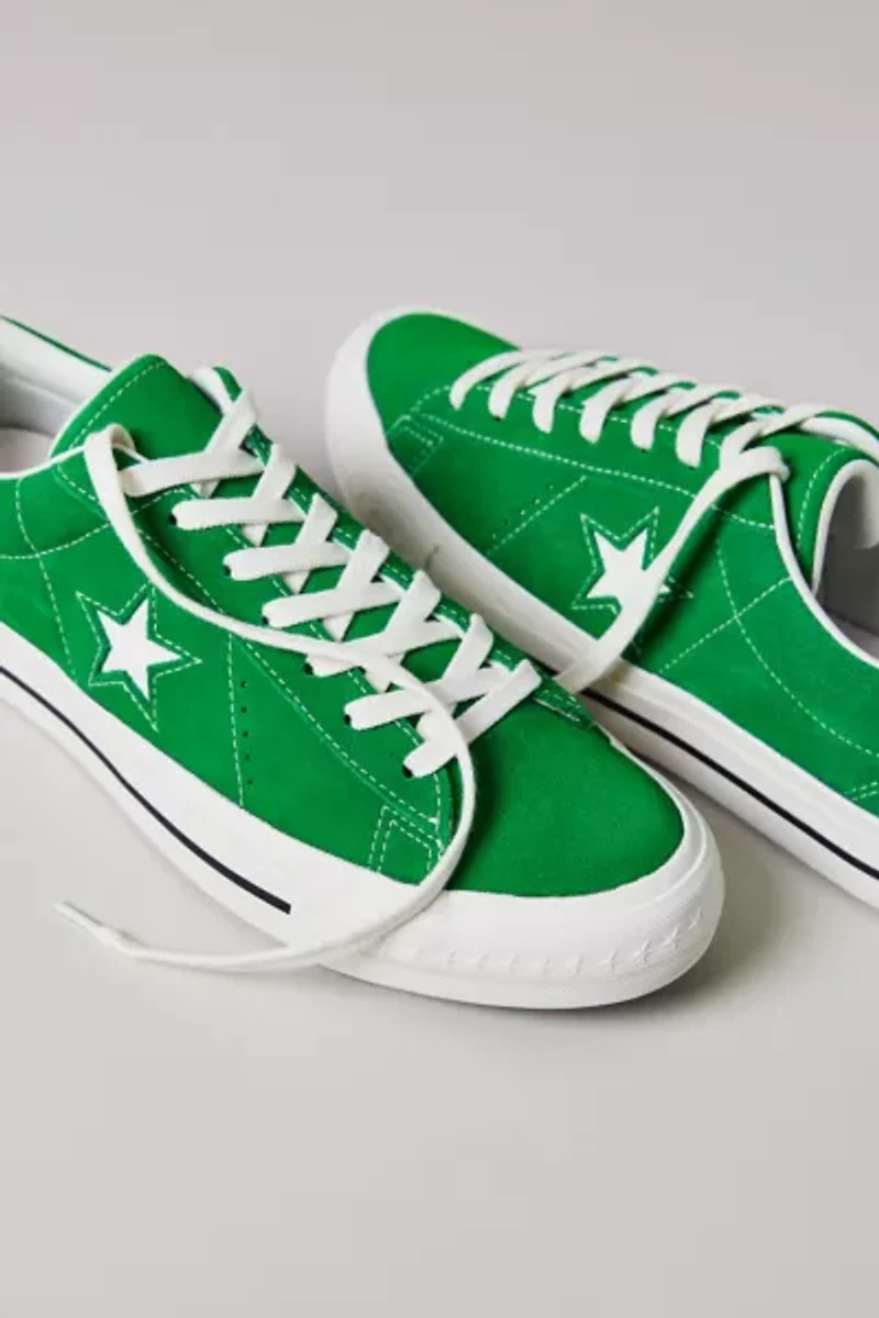 Converse One Star Pro 95 Suede Sneaker