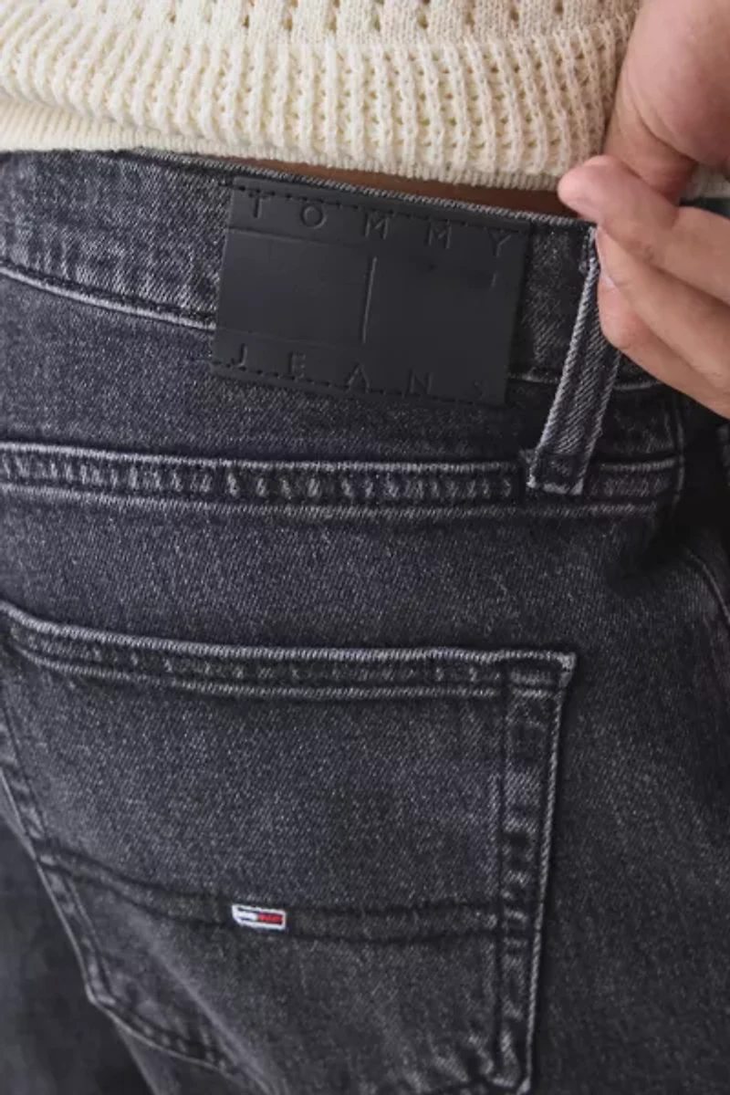 Tommy Jeans Ryan Slim Fit Straight Jean