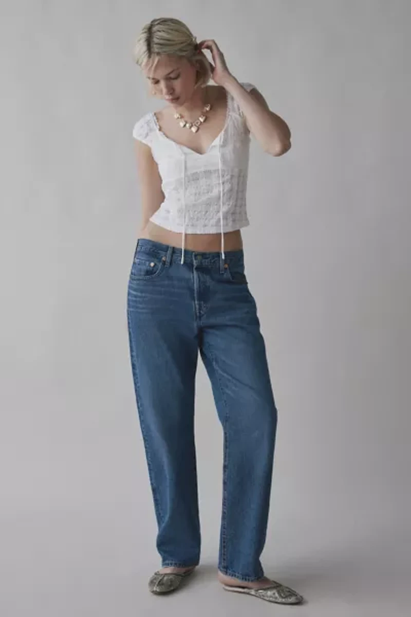 Kimchi Blue Juliette Keyhole Scoop Neck Crinkle Blouse