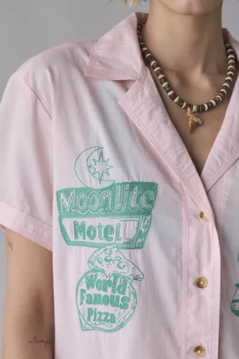 BDG Nash Embroidered Souvenir Short Sleeve Button-Down Shirt