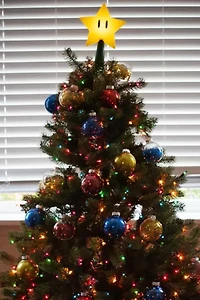 Super Mario Bros. 7" Light-Up Holiday Tree Topper