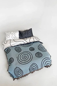 Crl Shop Twirls & Swirls Woven Throw Blanket