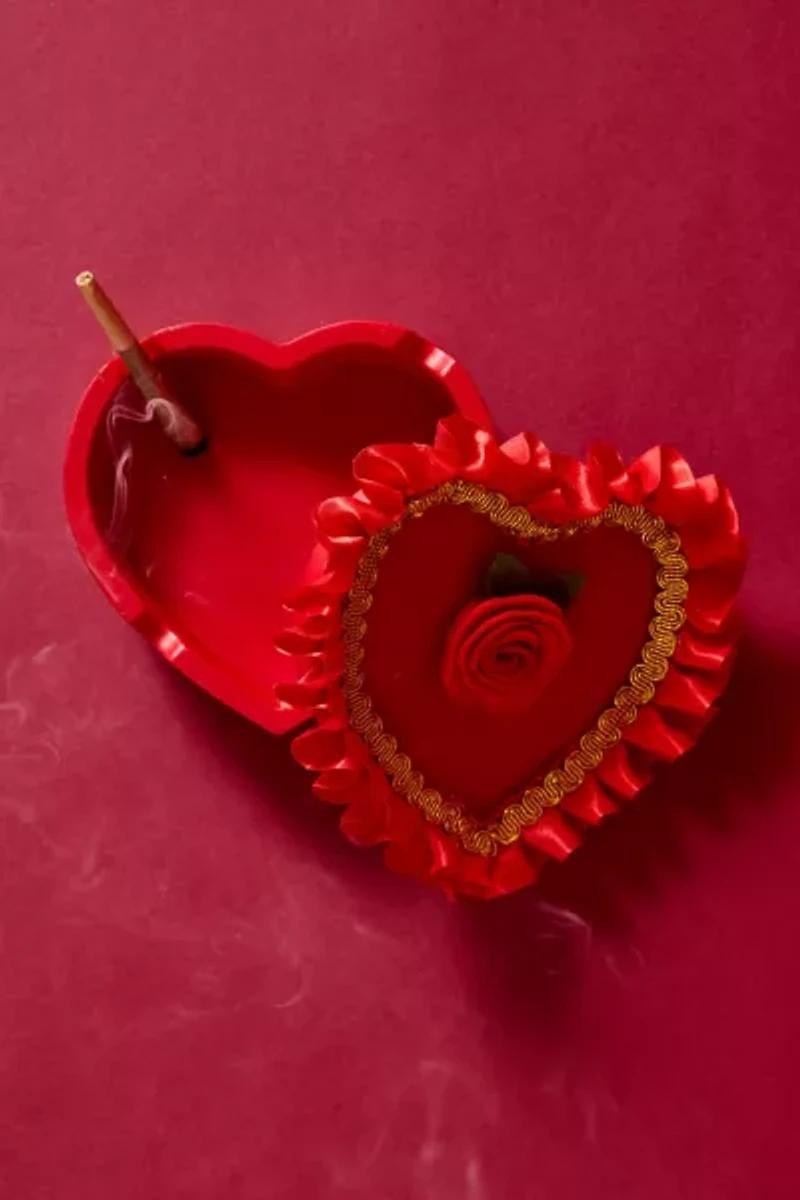 A Shop Of Things Chocolate Box Ashtray