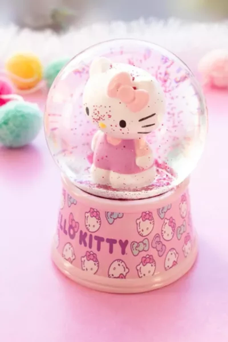 Sanrio Hello Kitty Light-Up 6" Snow Globe
