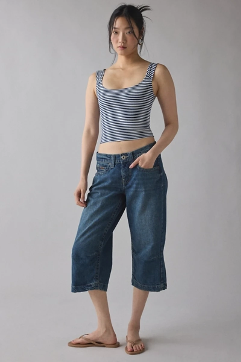 BDG Kayla Low-Rise Capri Jean