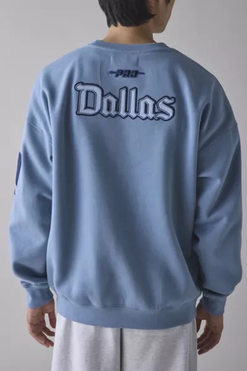 Pro Standard NFL Dallas Cowboys Country Graphic Crew Neck Sweatshirt