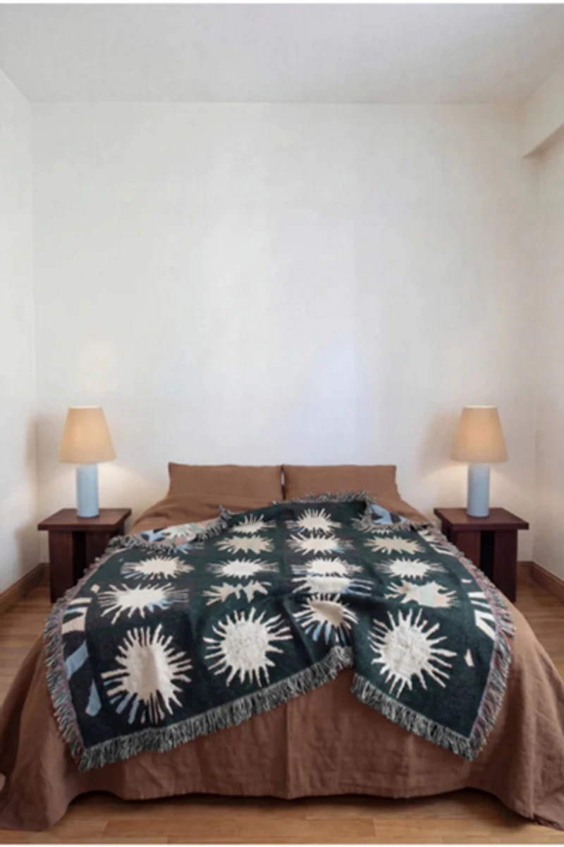 Clr Shop Sunburst Woven Throw Blanket