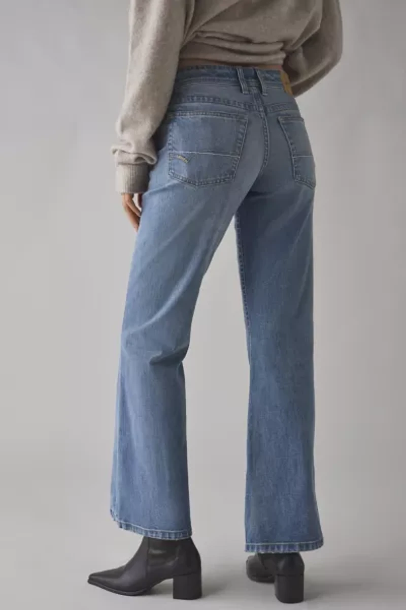 BDG Teo Relaxed Low-Rise Bootcut Jean