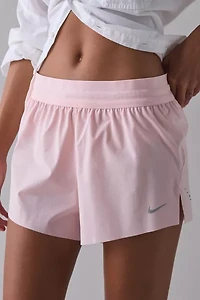 Nike Swift Dri-FIT Mid Rise 2.5" Short