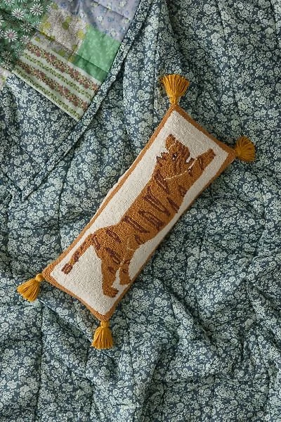 Jungalow  Tiger Hook Throw Pillow