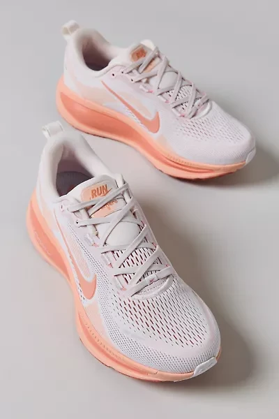 Nike Vomero 18 Women's Sneaker