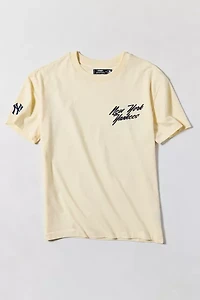 Pro Standard UO Exclusive MLB New York Yankees Team Logo Tee