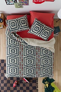 Jungalow Hypnotic Quilt Set