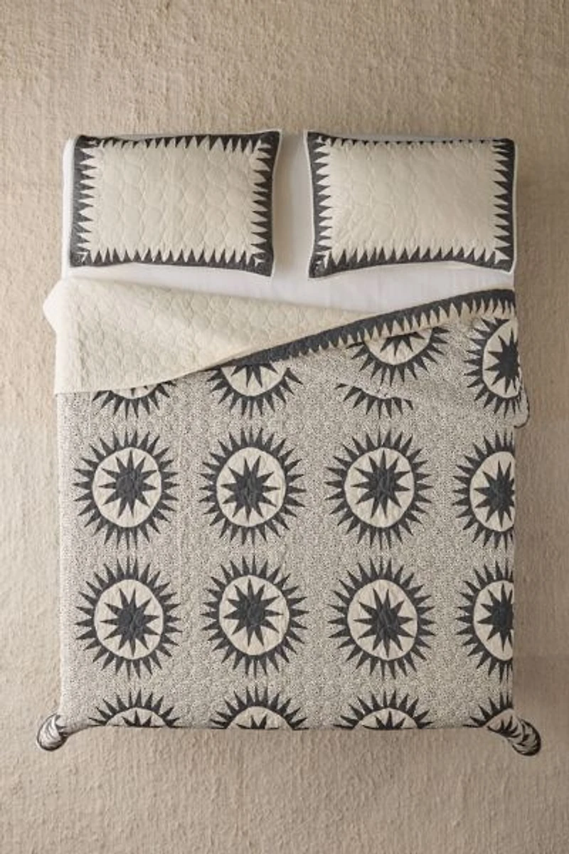 Jungalow Soleil Quilt Set
