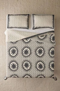 Jungalow Soleil Quilt Set
