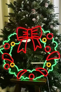 Echo Neon Christmas Wreath Neon Sign