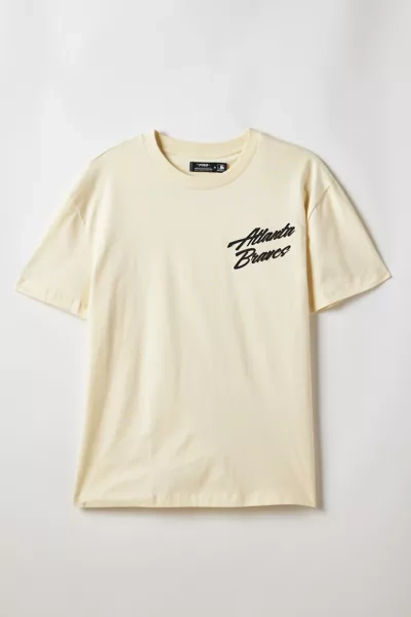 Pro Standard UO Exclusive MLB Atlanta Braves Team Logo Graphic Tee