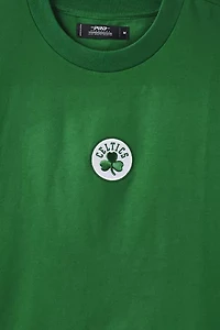 Pro Standard UO Exclusive NBA Boston Celtics Graphic Tee