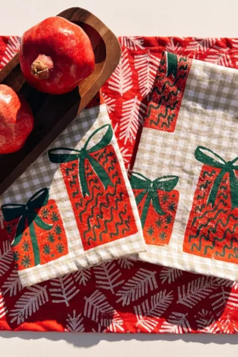 Julie Peach Block Printed Presents Napkin Set