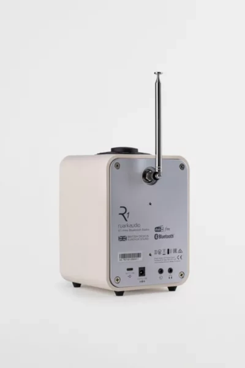 Ruark Audio R1 MK4 Bluetooth Radio
