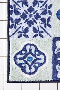 Izzy Tile Plush Printed Bath Mat