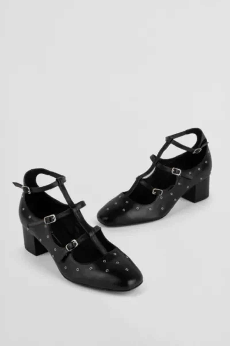 Intentionally Blank Pickle Heel