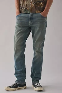 Wrangler Greensboro Straight Leg Jean