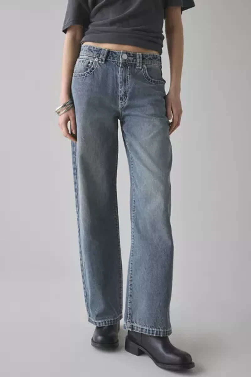 Abrand 95 Amber Mid-Rise Baggy Jean