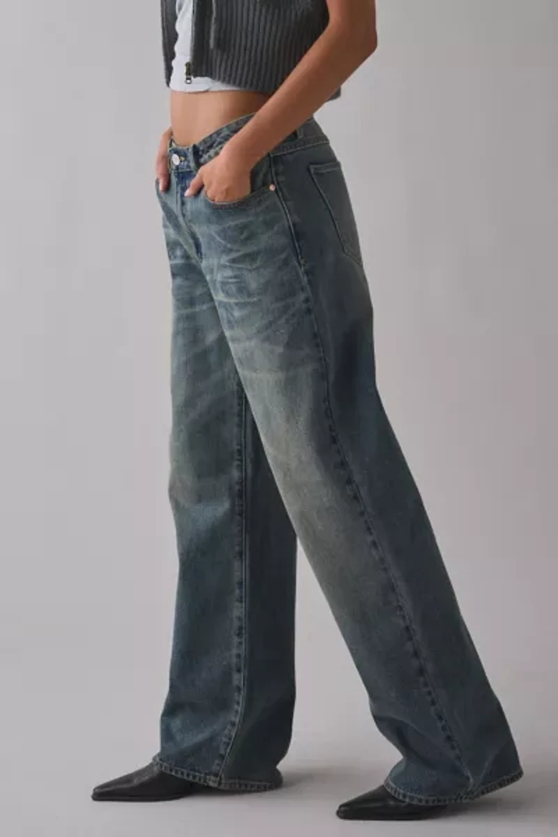 Abrand 95 Amber Mid-Rise Baggy Jean