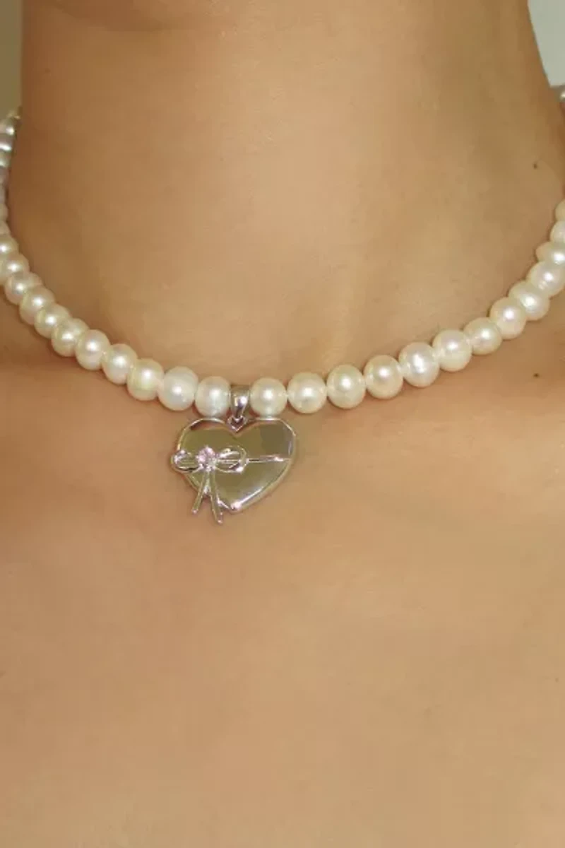 RIMOR The Bow Heart Pearl Choker