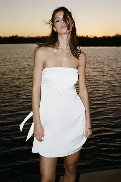 UO Laura Satin Tie-Back Bow Strapless Mini Dress